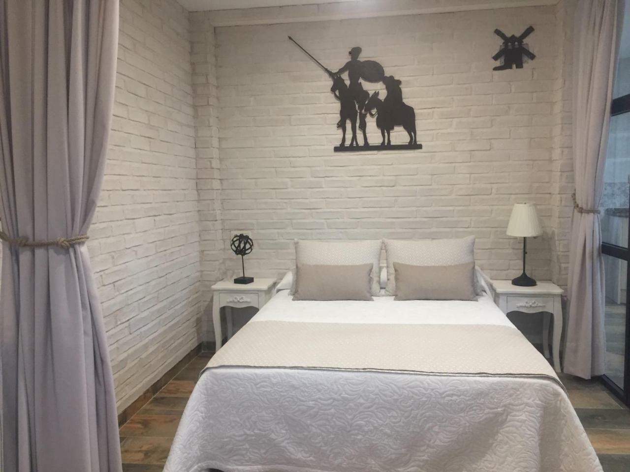 Atico Del Rojas Apartment Toledo Exterior photo